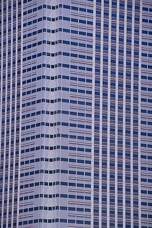 不動産売却における訳あり物件の魅力と注意点【最新ガイド】